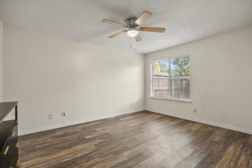 2504 Brook Hollow Court Mesquite, TX 75150