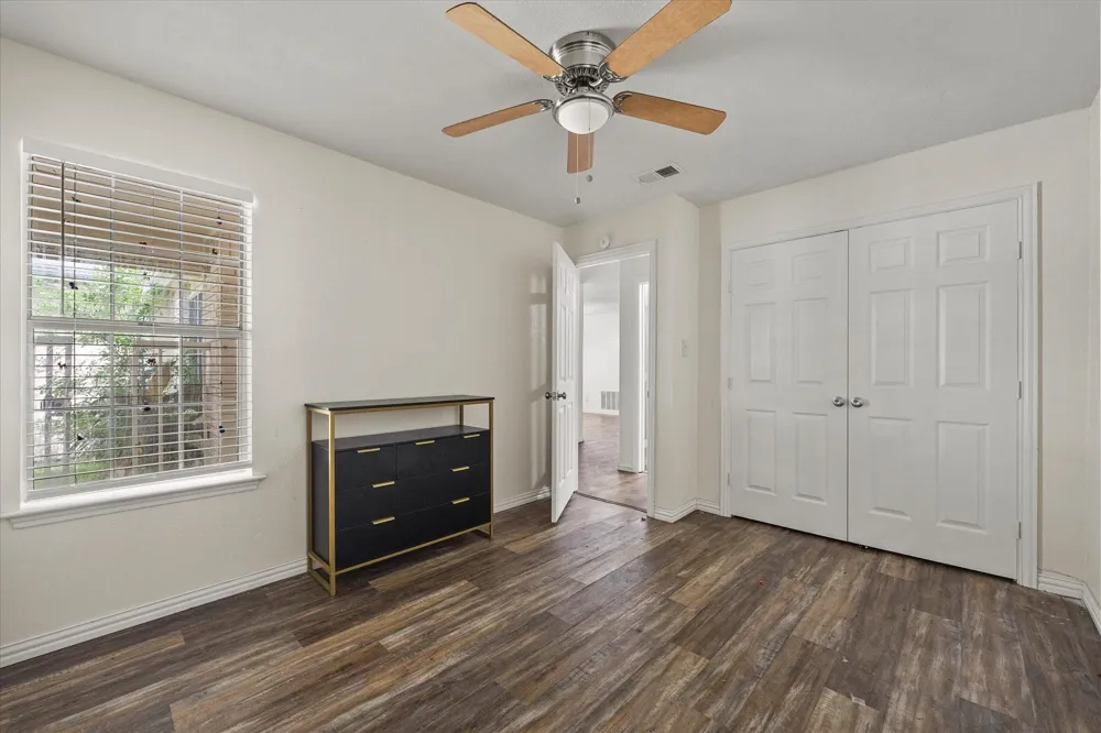 2504 Brook Hollow Court Mesquite, TX 75150