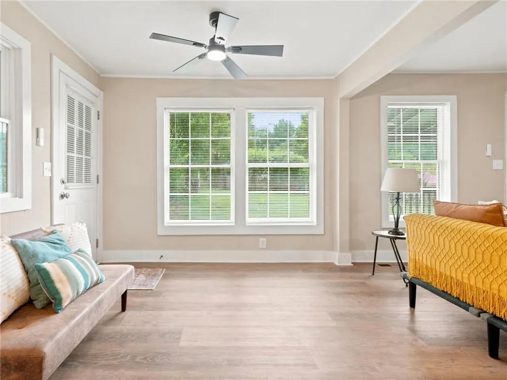 165 Cherokee Avenue Nelson, GA 30151