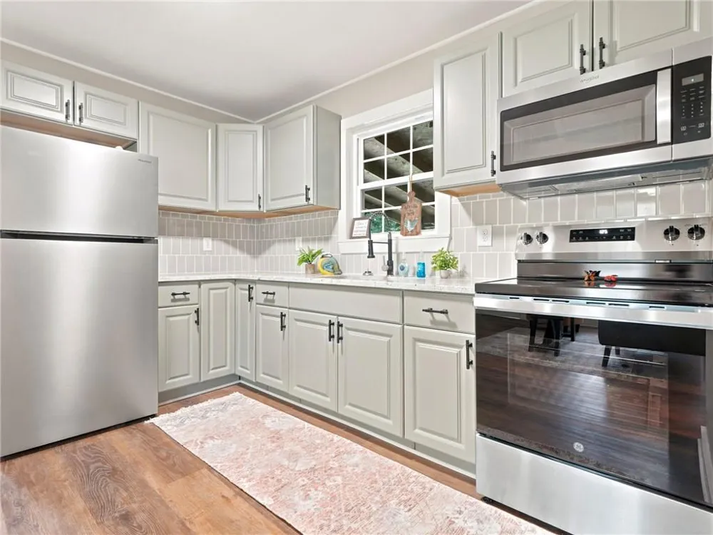 165 Cherokee Avenue Nelson, GA 30151