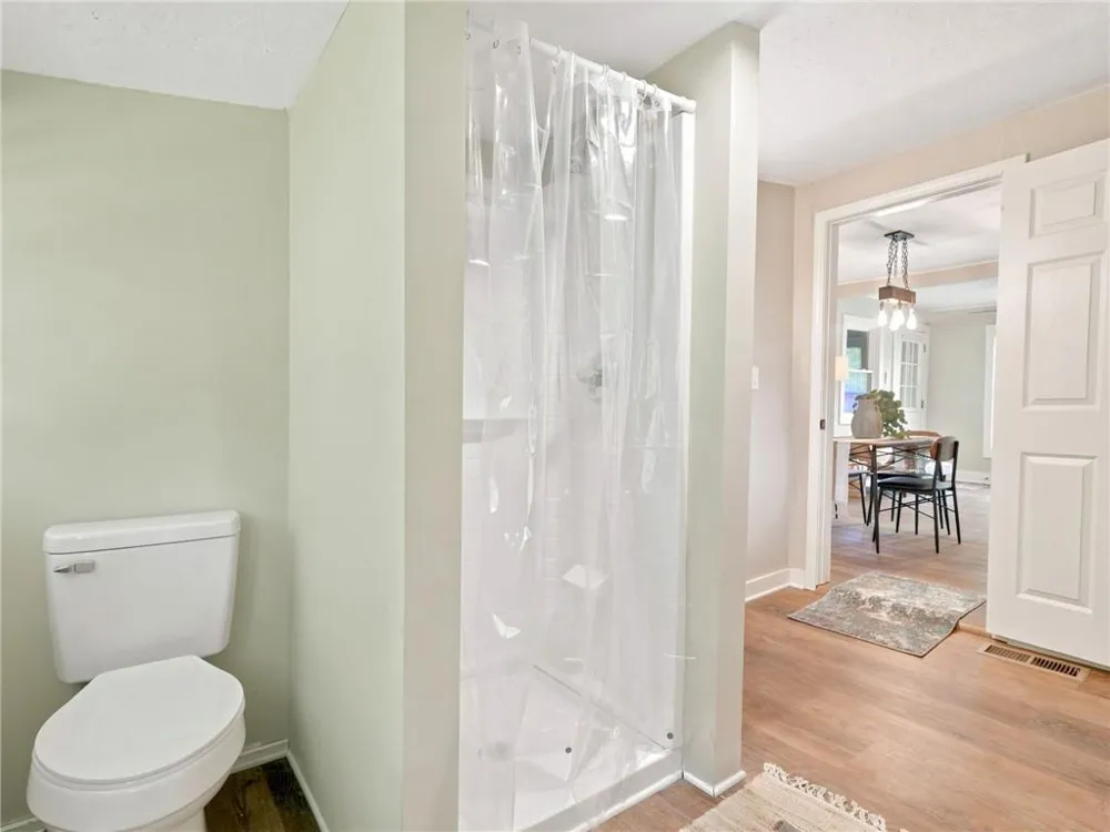 165 Cherokee Avenue Nelson, GA 30151