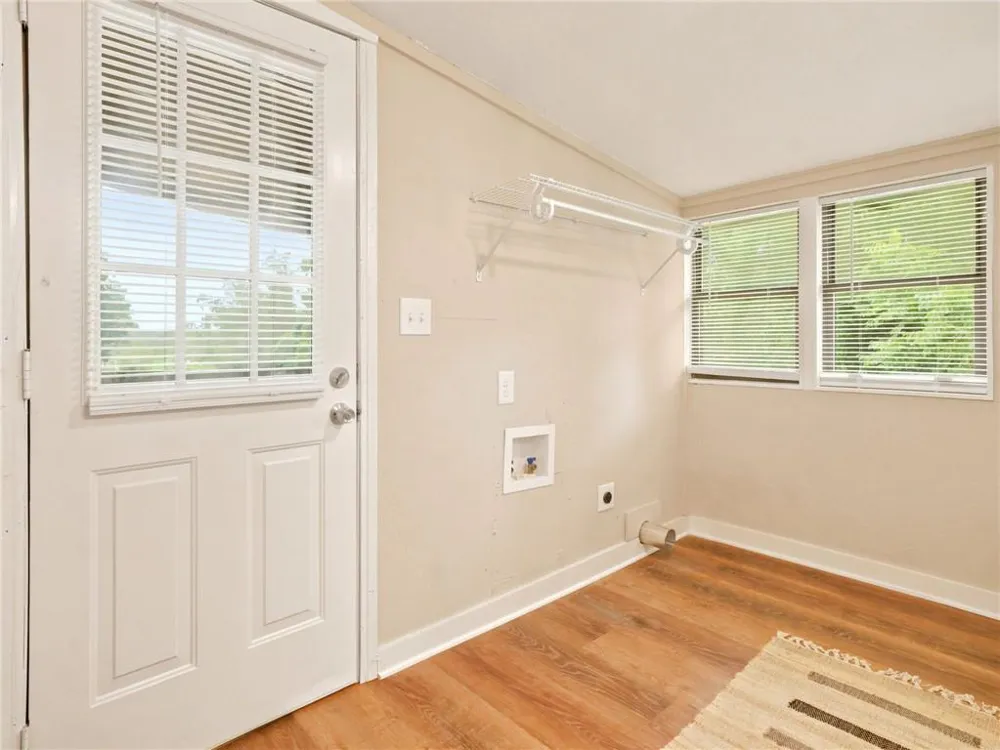 165 Cherokee Avenue Nelson, GA 30151
