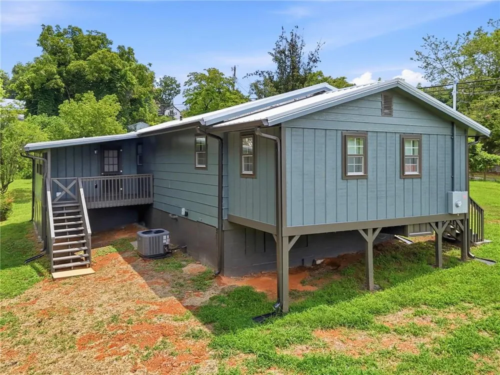 165 Cherokee Avenue Nelson, GA 30151