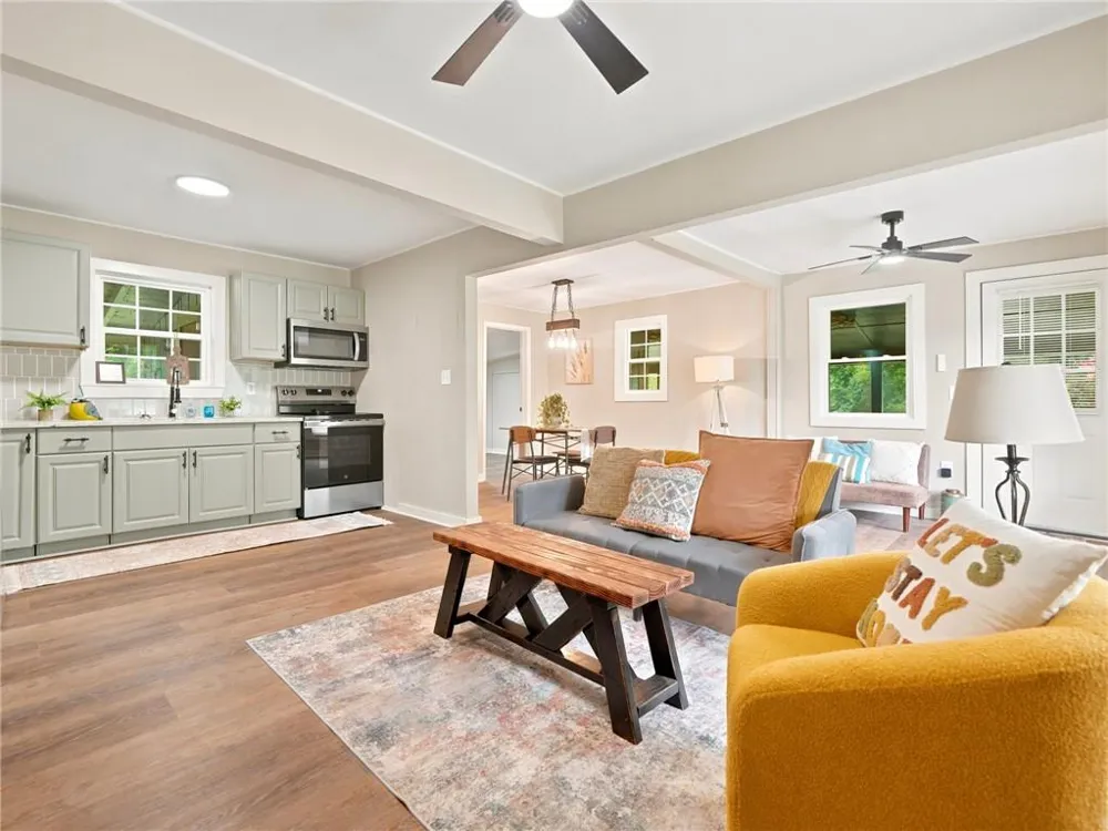 165 Cherokee Avenue Nelson, GA 30151