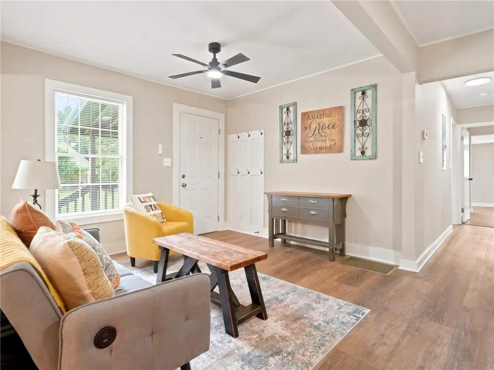 165 Cherokee Avenue Nelson, GA 30151