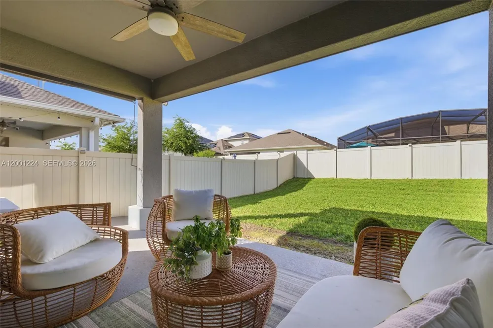 15033 LAKE BESSIE LOOP Winter Garden, FL 34787