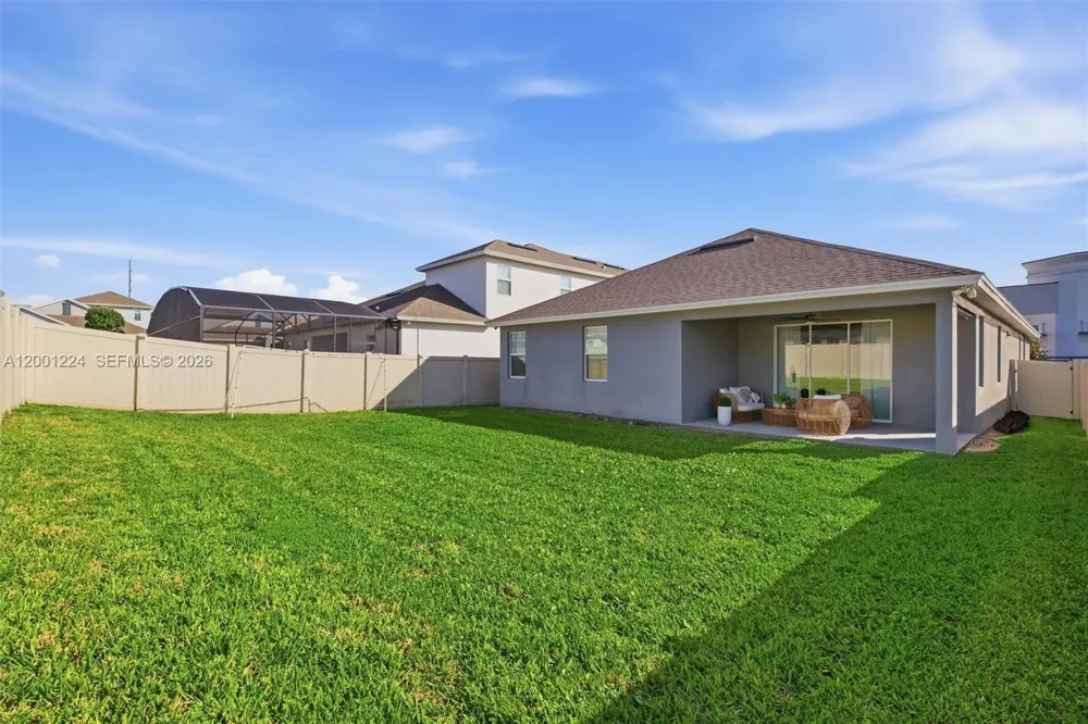 15033 LAKE BESSIE LOOP Winter Garden, FL 34787