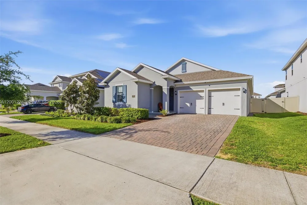 15033 LAKE BESSIE LOOP Winter Garden, FL 34787