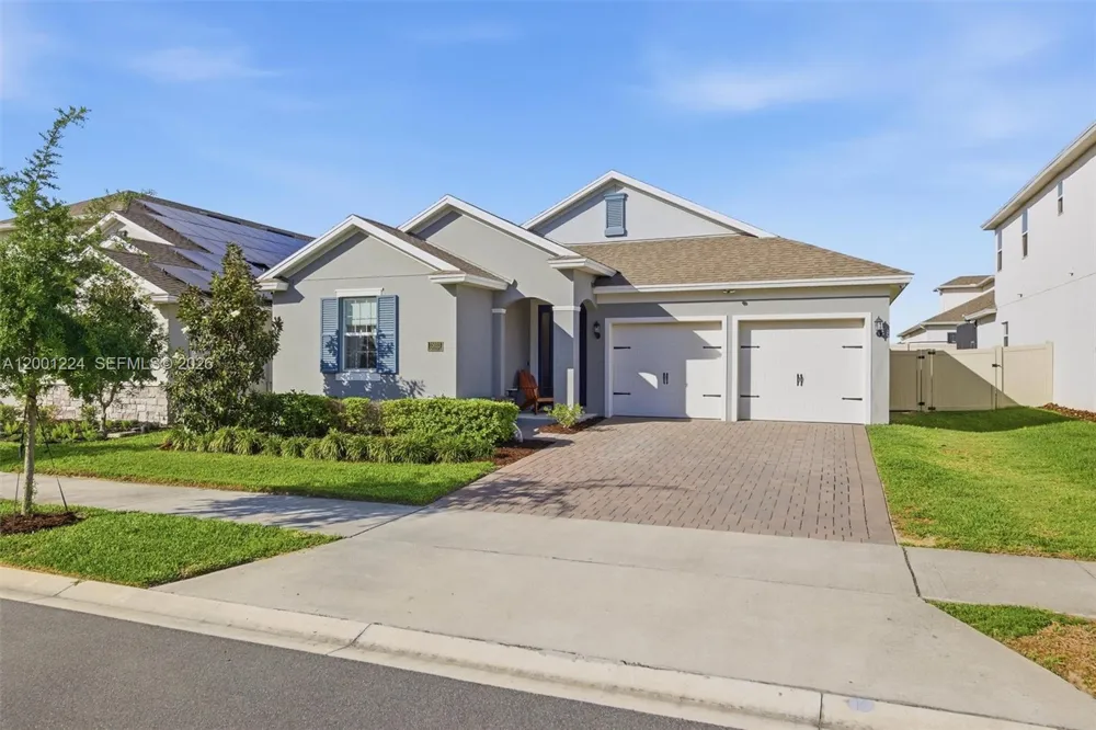 15033 LAKE BESSIE LOOP Winter Garden, FL 34787