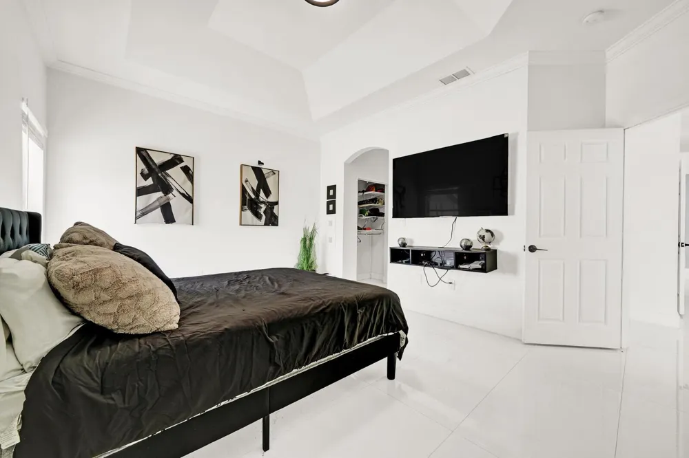 17021 NW 10TH STREET Pembroke Pines, FL 33028
