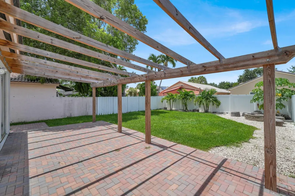 17021 NW 10TH STREET Pembroke Pines, FL 33028