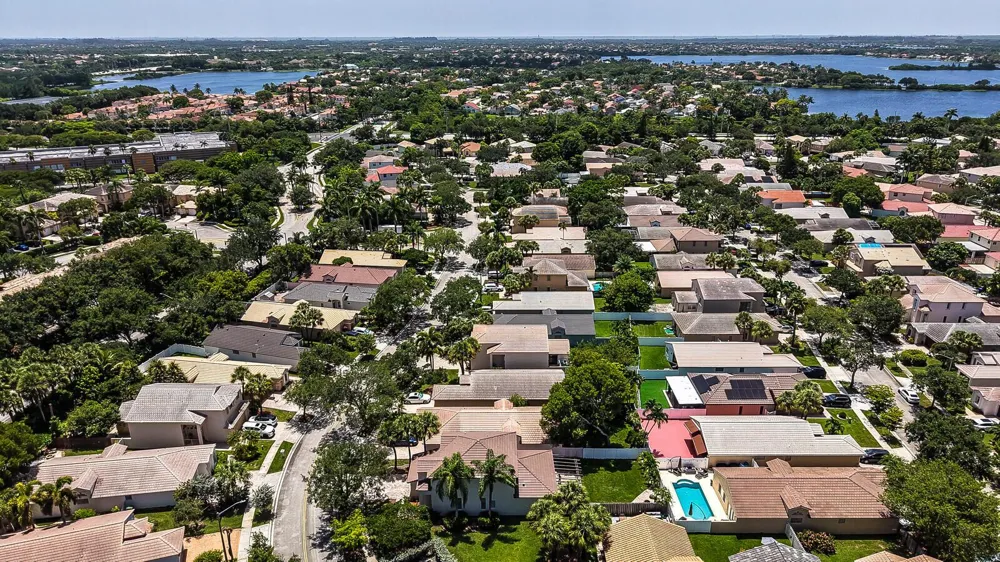 17021 NW 10TH STREET Pembroke Pines, FL 33028