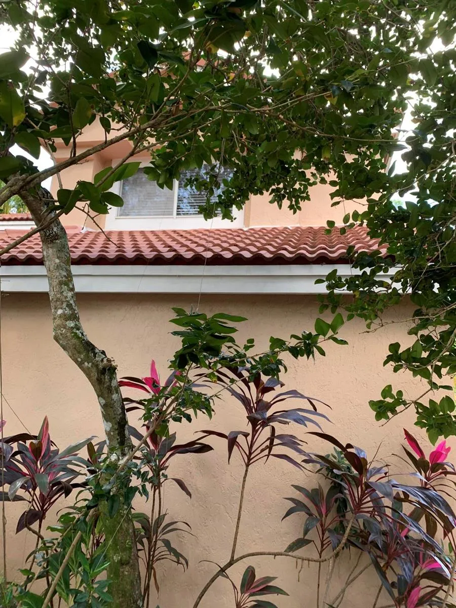 10019 NW 5 STREET Plantation, FL 33324