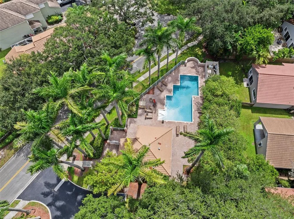 10019 NW 5 STREET Plantation, FL 33324