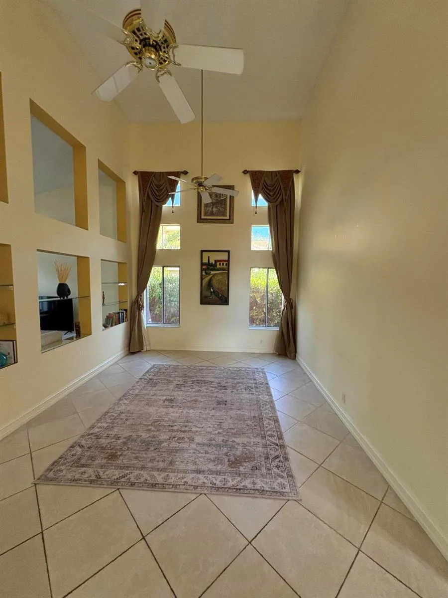 10019 NW 5 STREET Plantation, FL 33324