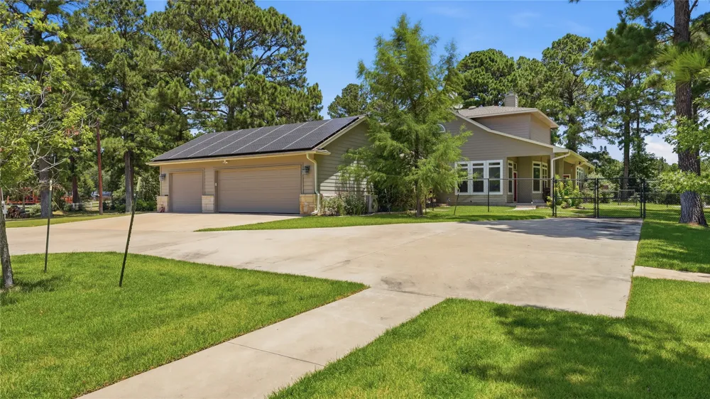 379 Matthew Cove Bastrop, TX 78602