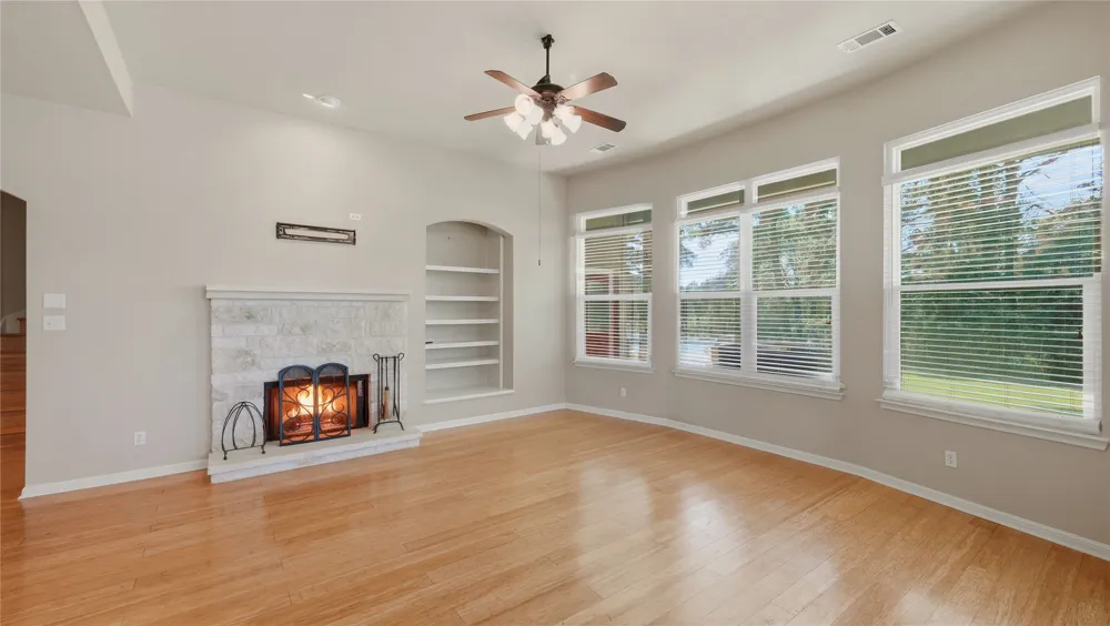 379 Matthew Cove Bastrop, TX 78602