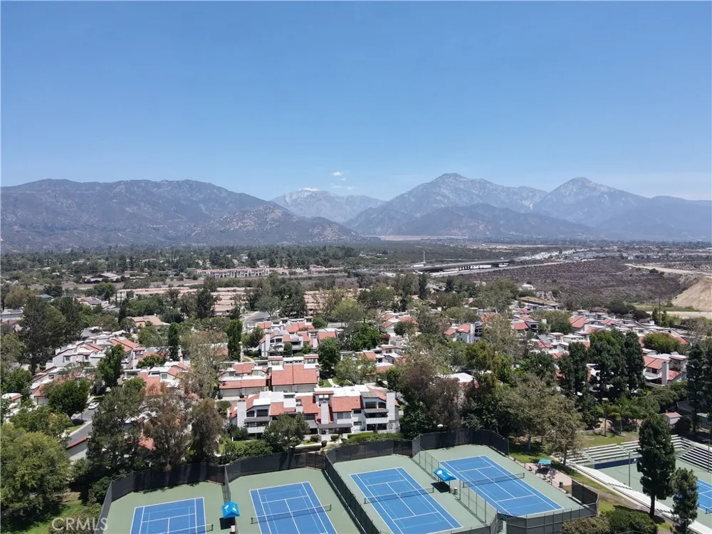 836 Trinity Claremont, CA 91711