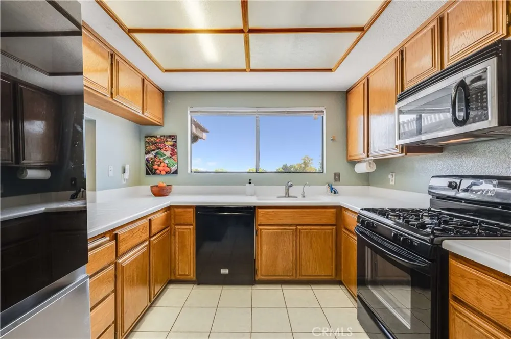 836 Trinity Claremont, CA 91711
