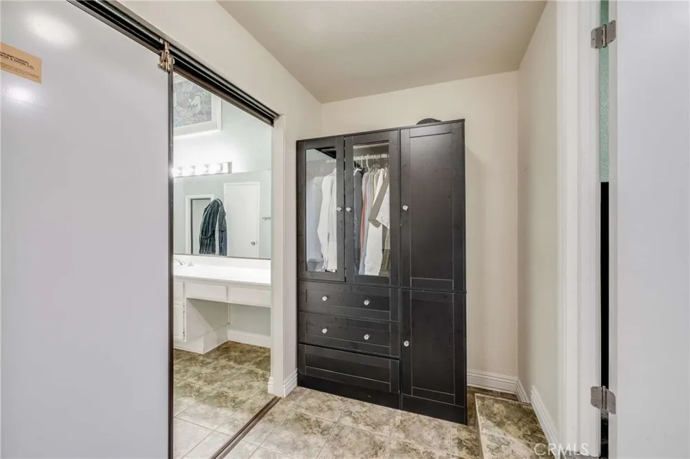 836 Trinity Claremont, CA 91711