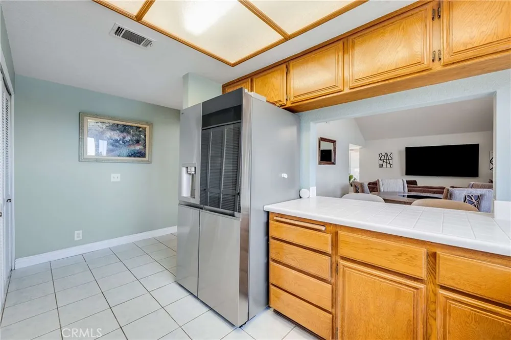 836 Trinity Claremont, CA 91711