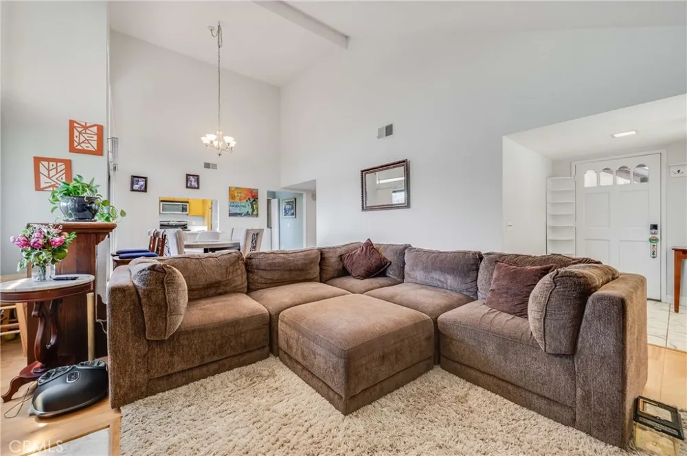 836 Trinity Claremont, CA 91711