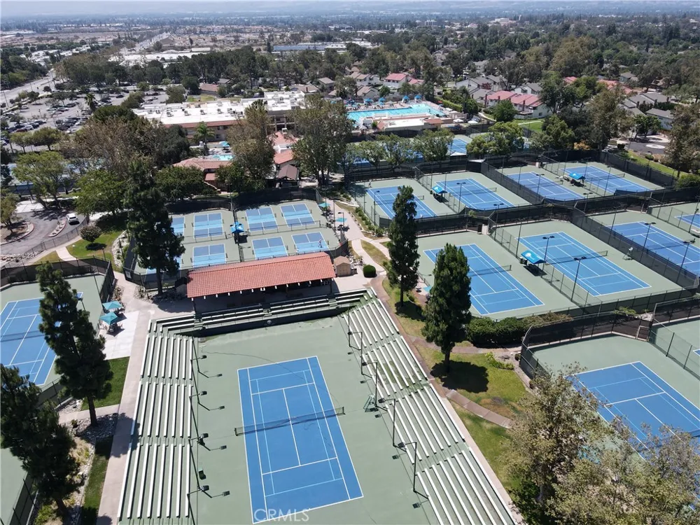 836 Trinity Claremont, CA 91711