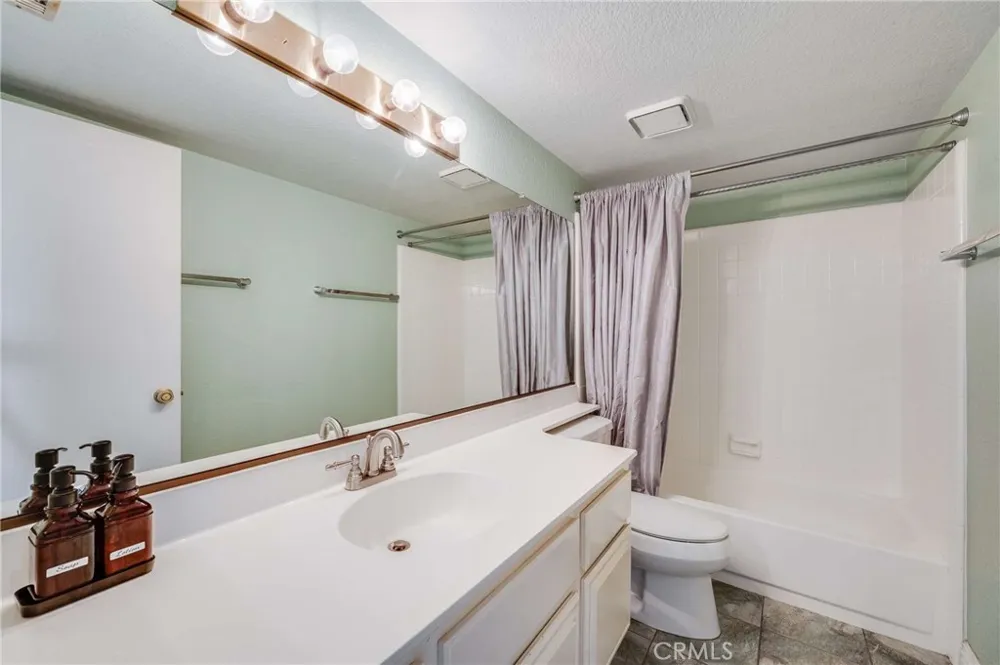 836 Trinity Claremont, CA 91711