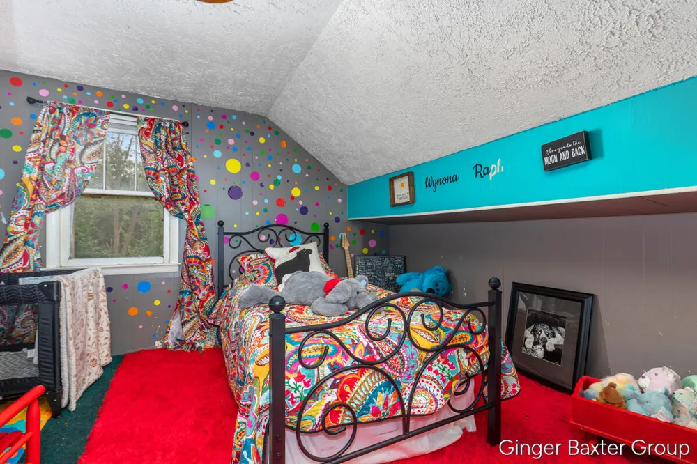 2600 Day Avenue NW Grand Rapids, MI 49544