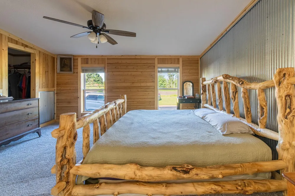 43231 County Highway 61 Hinckley, MN 55037
