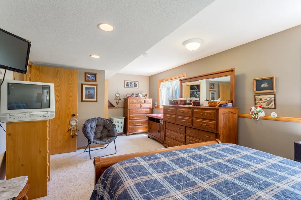956 Sunflower Way Amery, WI 54001