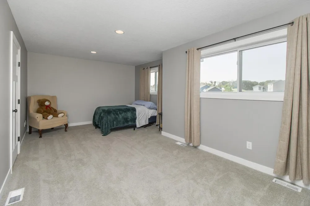 1114 Susan Lane Roberts, WI 54023