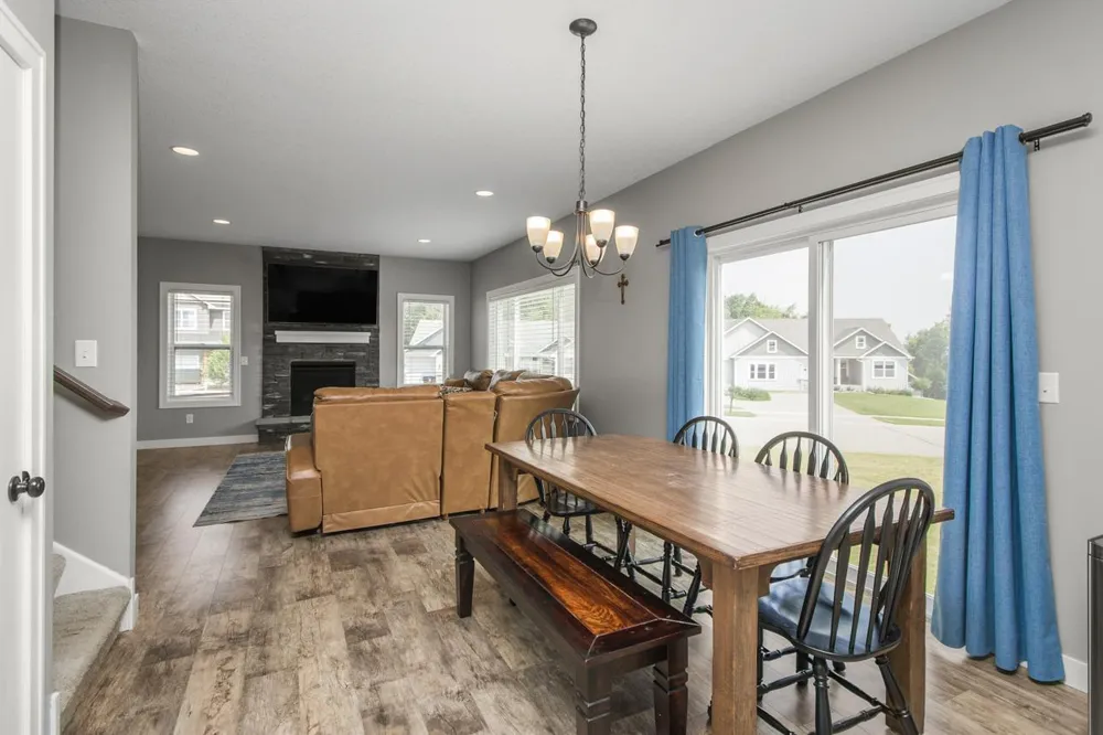 1114 Susan Lane Roberts, WI 54023