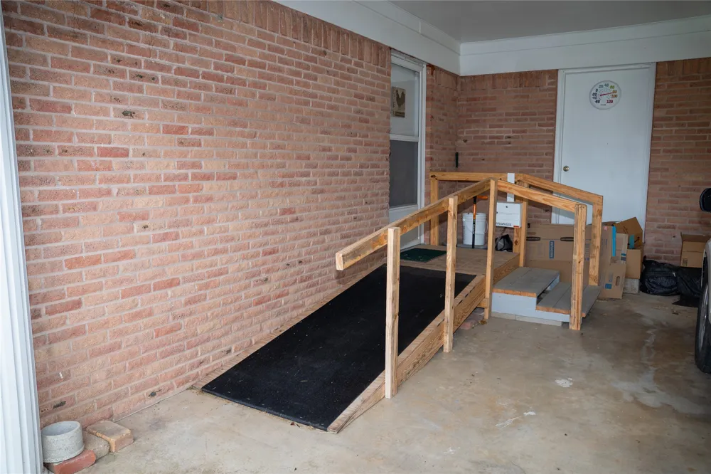 1016 E Franklin Street Hillsboro, TX 76645