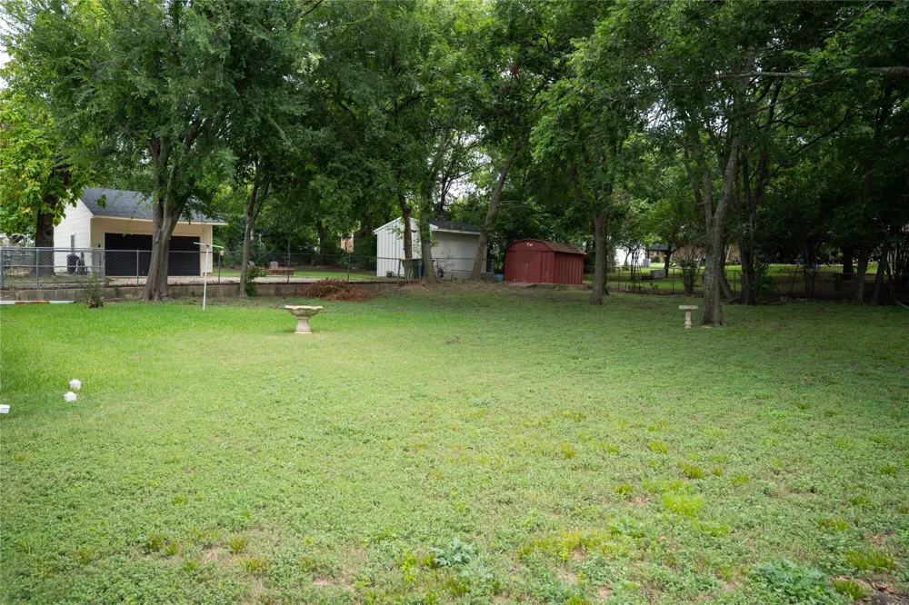 1016 E Franklin Street Hillsboro, TX 76645