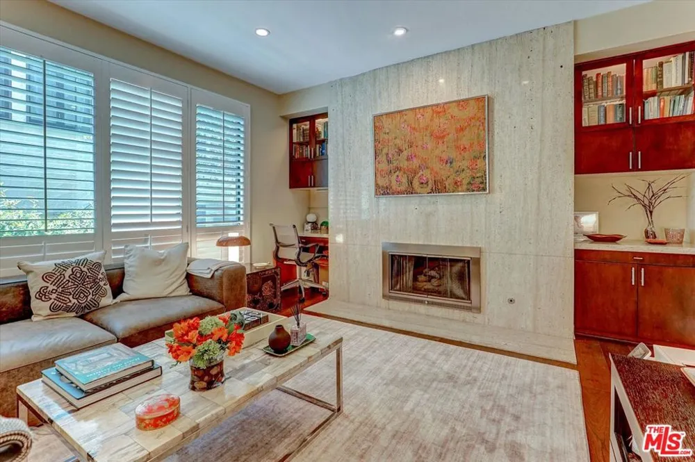 148 S Crescent Drive #101 Beverly Hills, CA 90212
