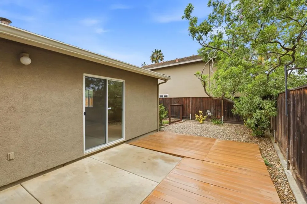 2500 Sadies Drive Hollister, CA 95023
