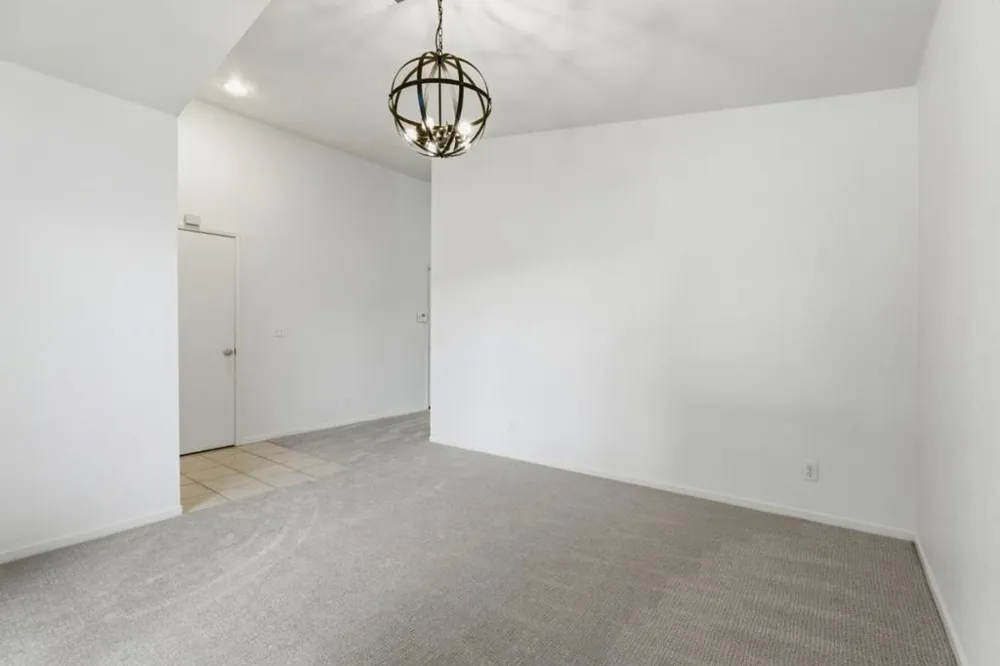 2500 Sadies Drive Hollister, CA 95023