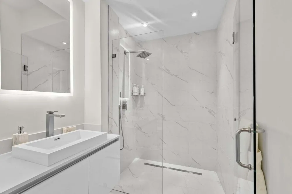 3100 Ocean Drive #H 1504 Riviera Beach, FL 33404