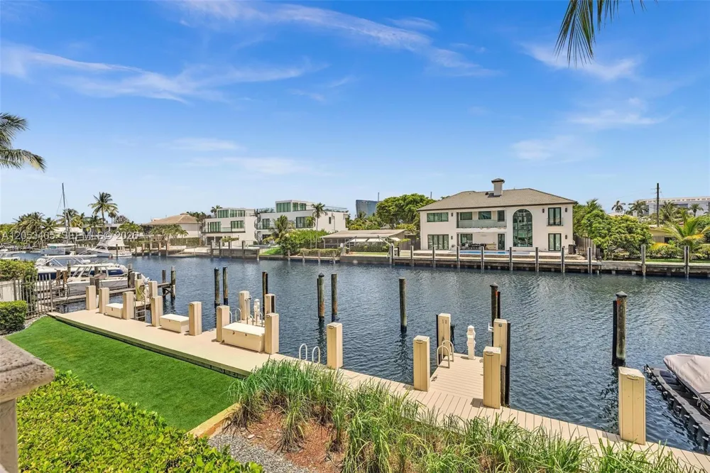 1500 SE 12th St #1A Fort Lauderdale, FL 33316