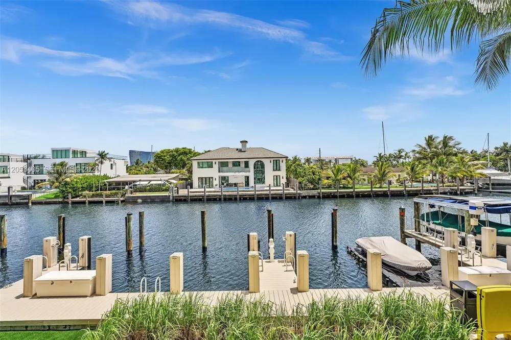 1500 SE 12th St #1A Fort Lauderdale, FL 33316
