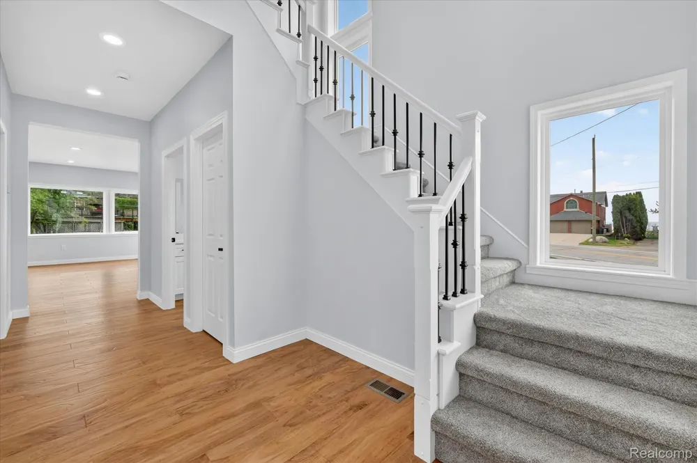 37235 Jefferson Avenue Harrison Charter Township, MI 48045