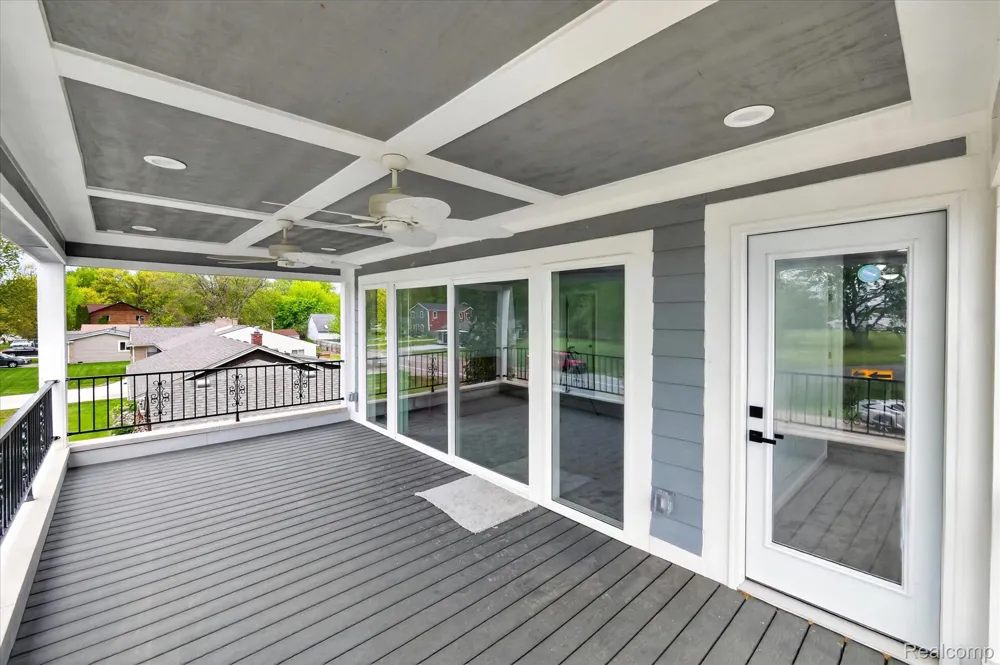 37235 Jefferson Avenue Harrison Charter Township, MI 48045