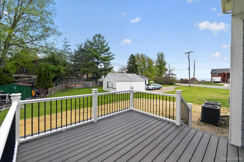37235 Jefferson Avenue Harrison Charter Township, MI 48045