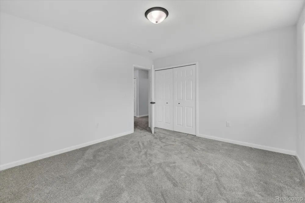 37235 Jefferson Avenue Harrison Charter Township, MI 48045