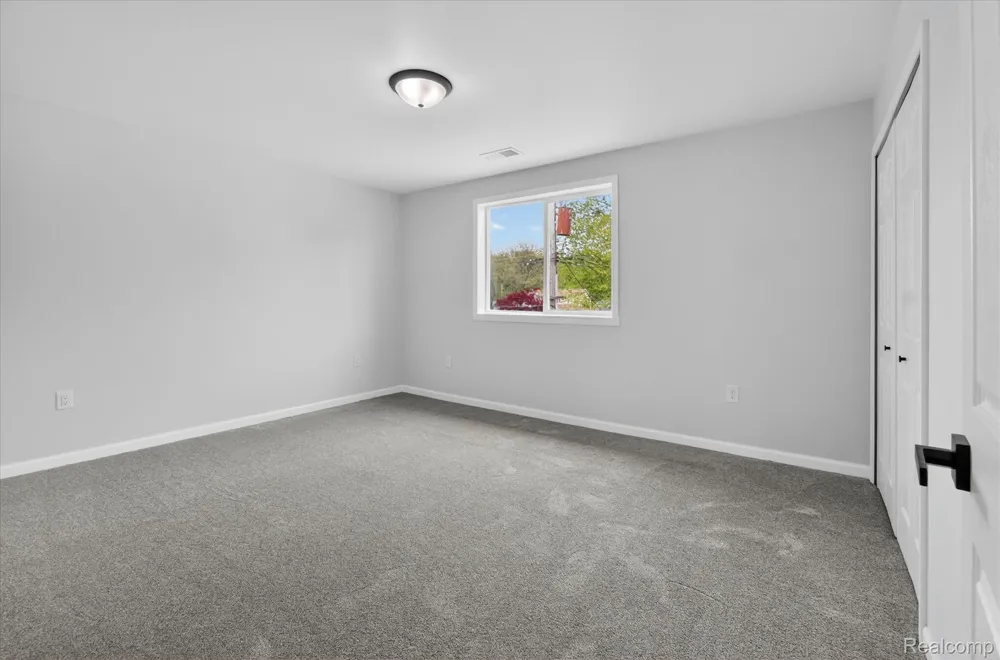 37235 Jefferson Avenue Harrison Charter Township, MI 48045