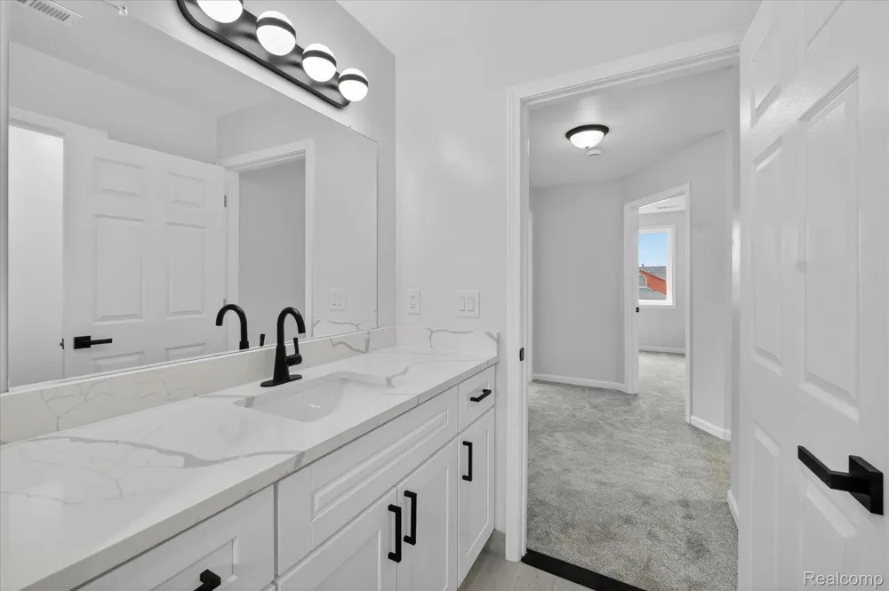 37235 Jefferson Avenue Harrison Charter Township, MI 48045