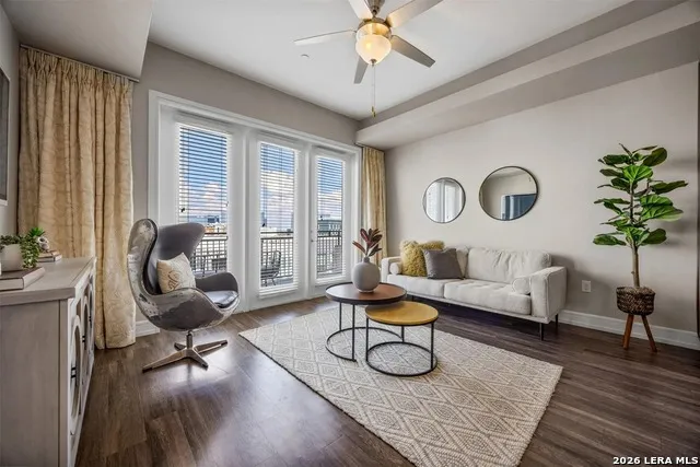3201 ESPERANZA XING Unit 209 Austin, TX 78758