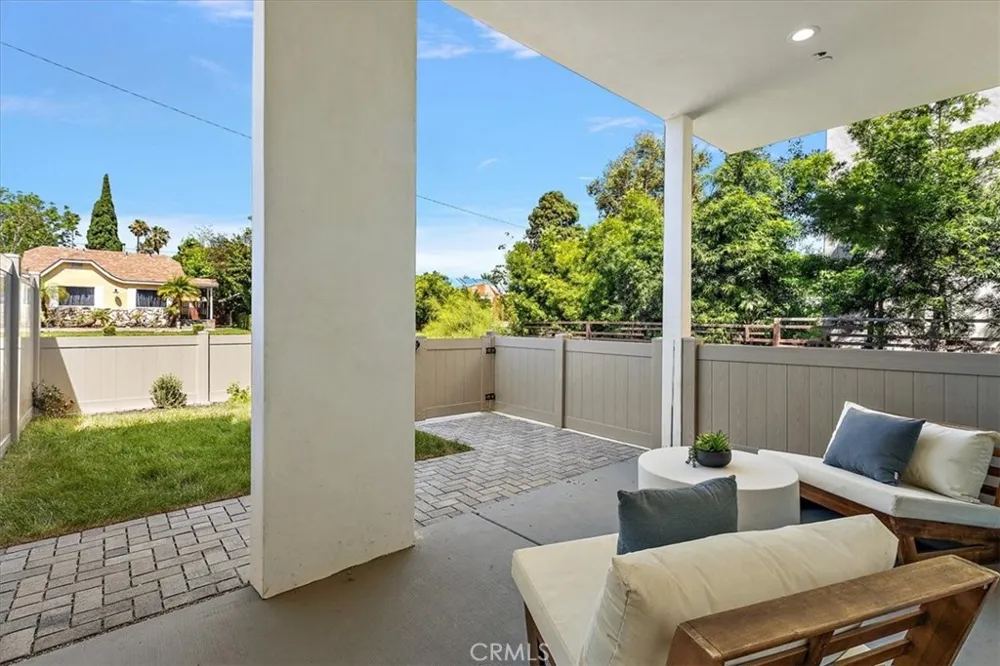 642 E Fairview Boulevard Inglewood, CA 90302