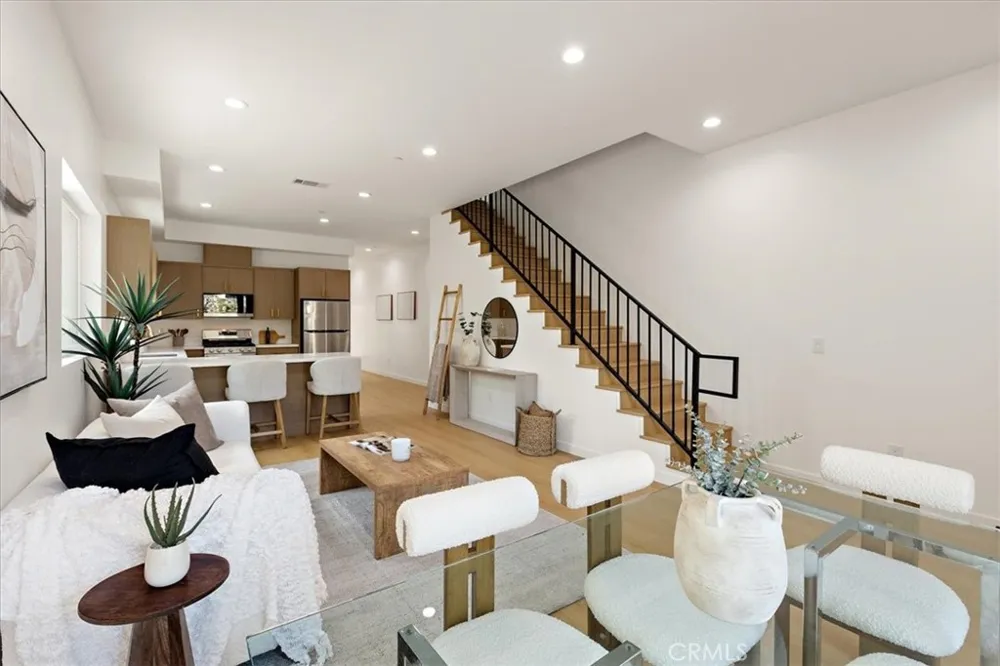 642 E Fairview Boulevard Inglewood, CA 90302